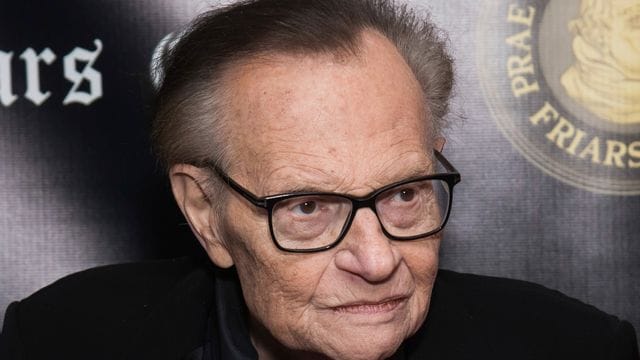 Larry King ist nach Medienberichten an Covid-19 erkrankt.