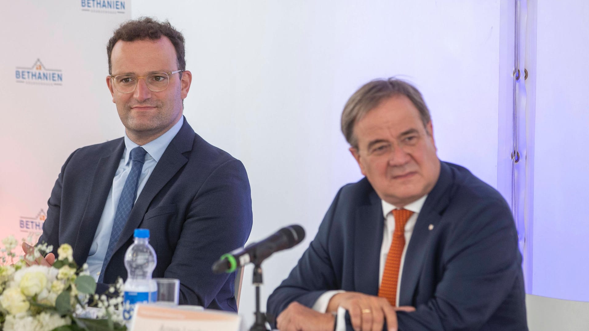 Jens Spahn und Armin Laschet: Sie rufen dazu auf, "die 20er Jahre zu einem Modernisierungsjahrzehnt für Deutschland" zu machen.