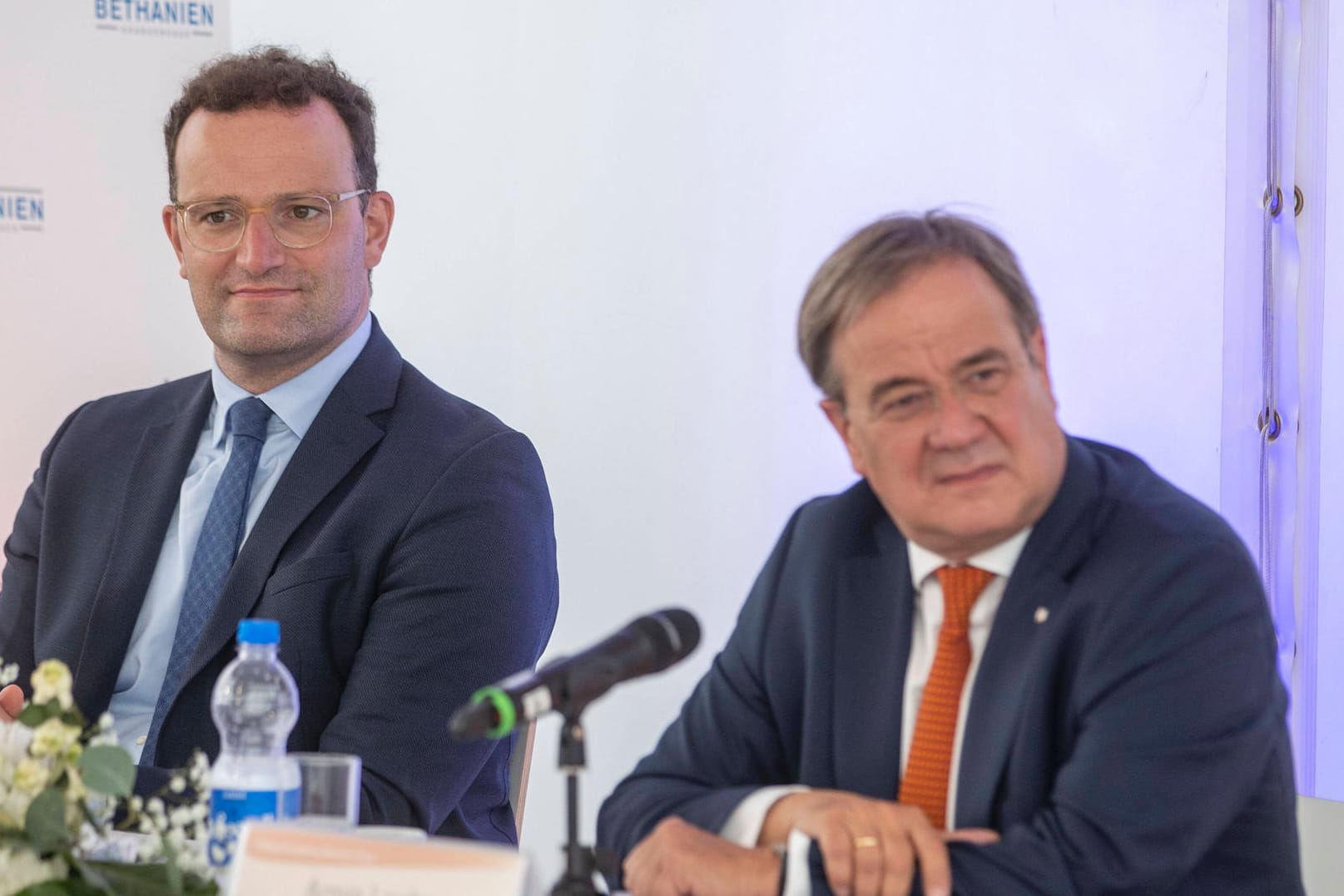 Jens Spahn und Armin Laschet: Sie rufen dazu auf, "die 20er Jahre zu einem Modernisierungsjahrzehnt für Deutschland" zu machen.