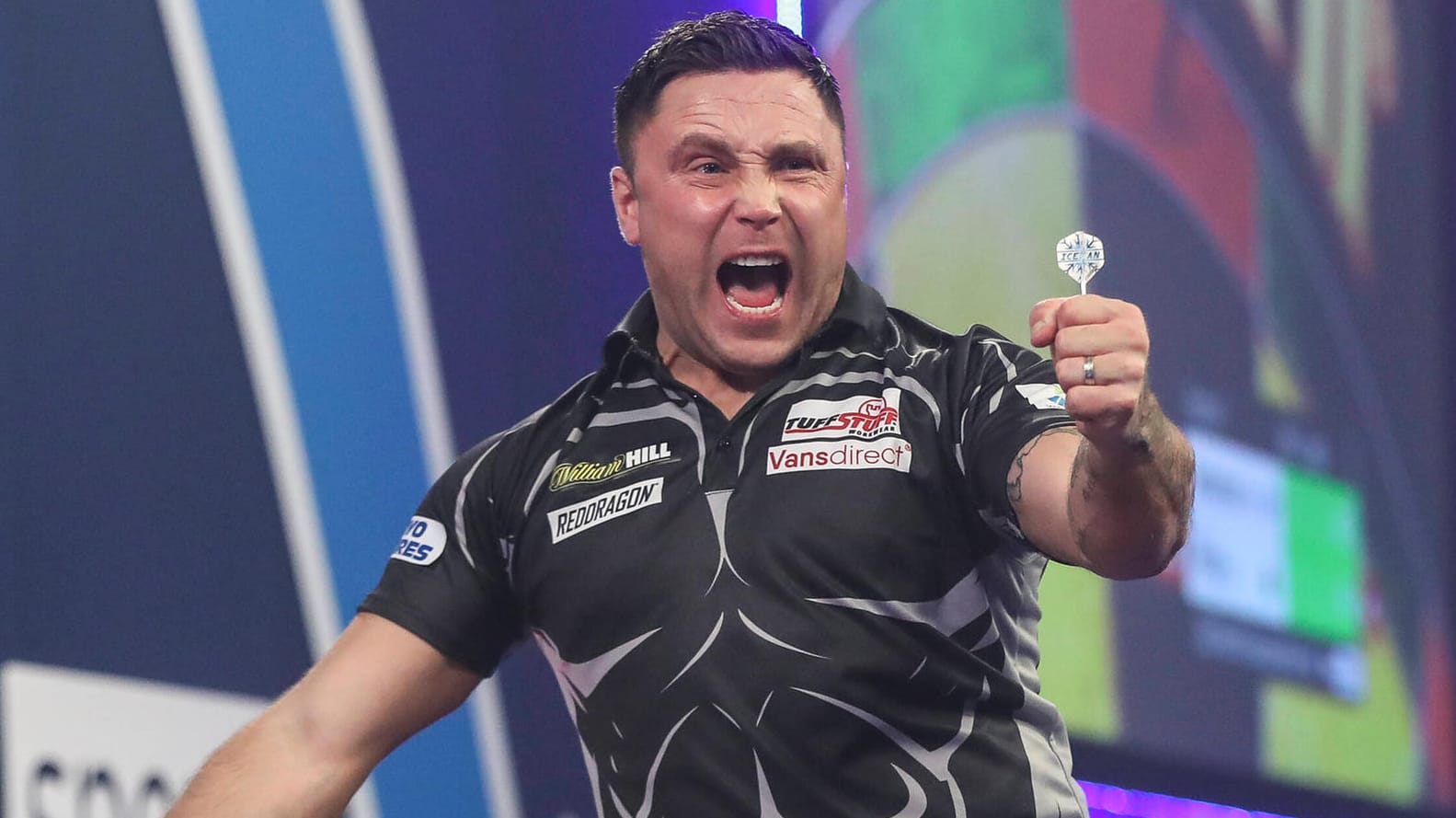 Gerwyn Price jubelt: Der Waliser liefert im WM-Finale eine starke Leistung ab.