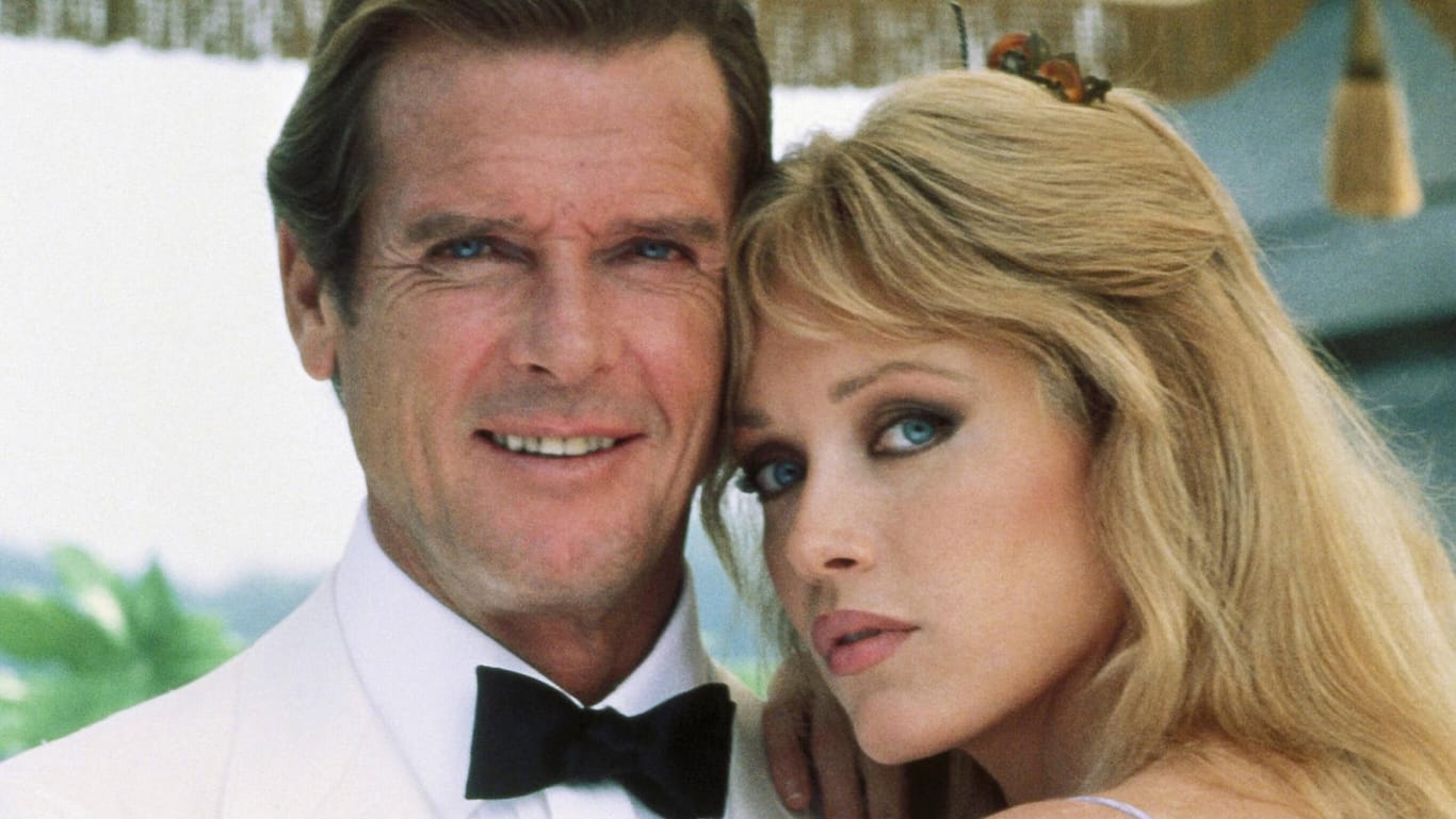 Roger Moore und Tanya Roberts: 1985 spielten sie zusammen in "James Bond – Im Angesicht des Todes".
