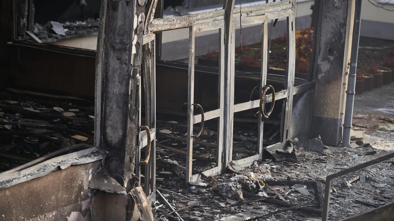 Große Teile einer Grundschule in Boppard sind nach einem Brand nicht mehr nutzbar: Der Verdacht gegen drei Jungen hat sich verhärtet.