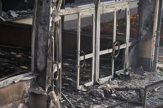 Große Teile einer Grundschule in Boppard sind nach einem Brand nicht mehr nutzbar: Der Verdacht gegen drei Jungen hat sich verhärtet.