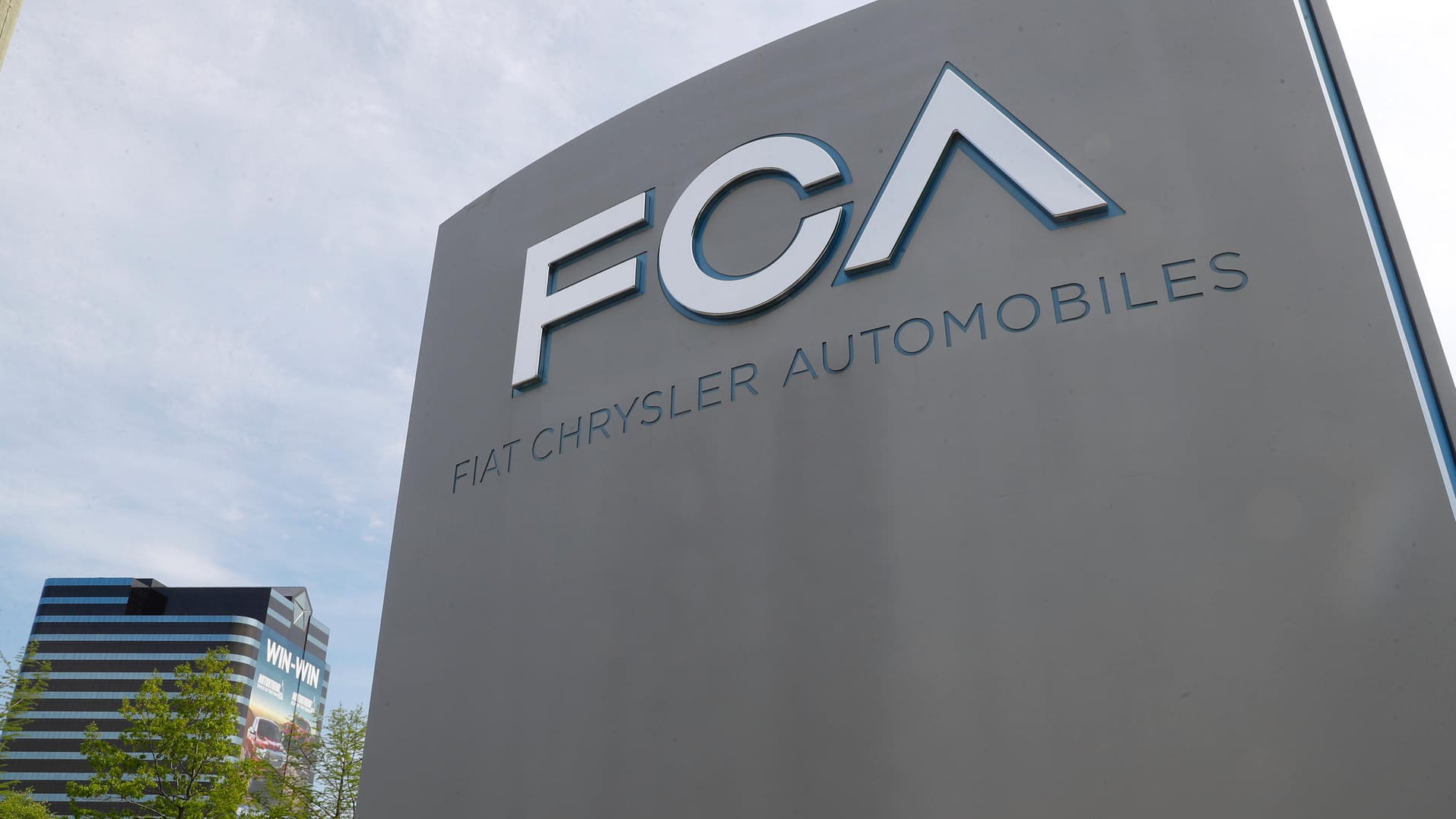 Zentrale von Fiat Chrysler (Symbolbild): Die Opel-Mutter PSA und der Fiat-Konzern schließen sich zusammen.