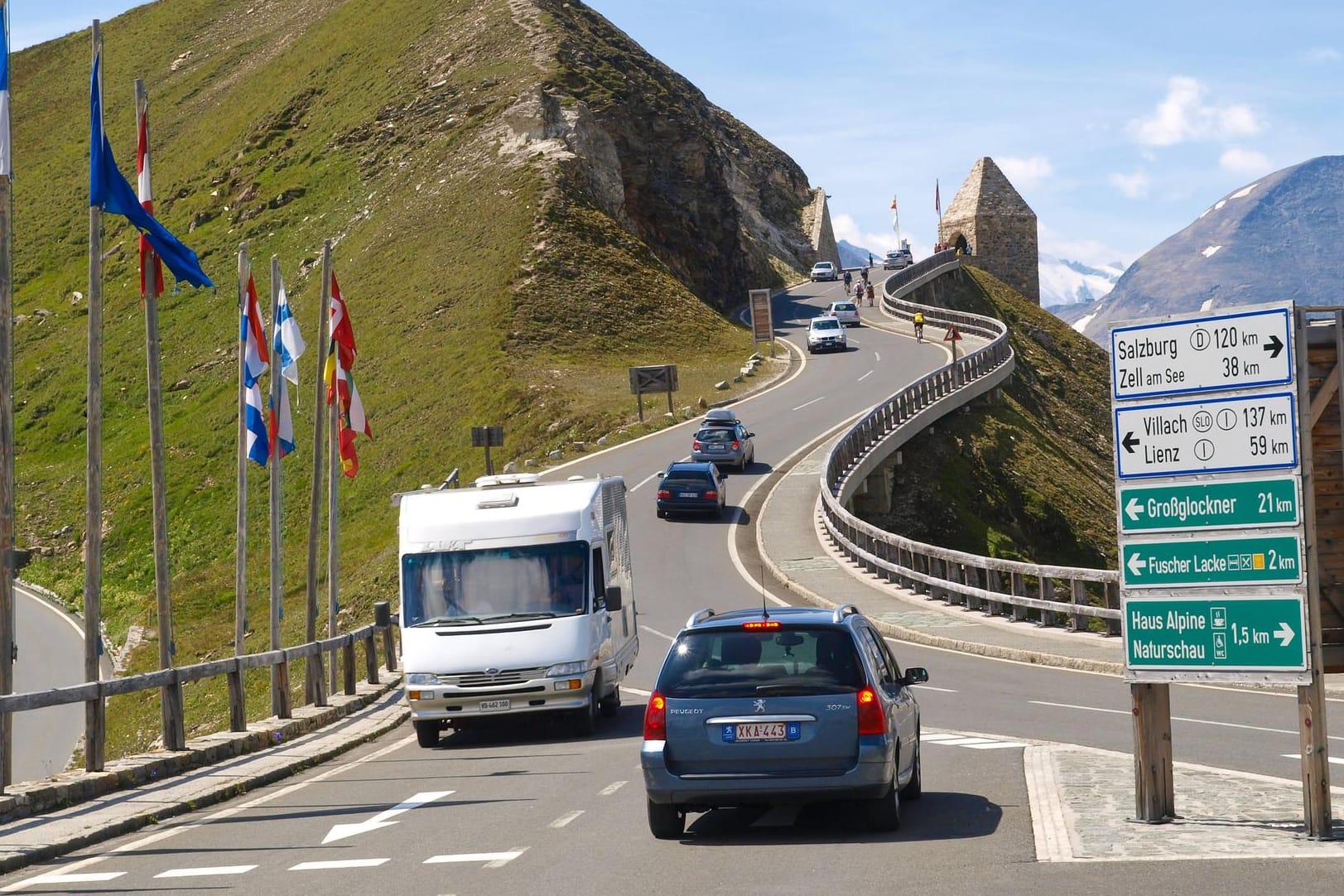 Reiseverkehr in den Alpen: Die Großglockner-Hochalpenstraße zählt zu den beliebtesten Panoramastraßen Österreichs.