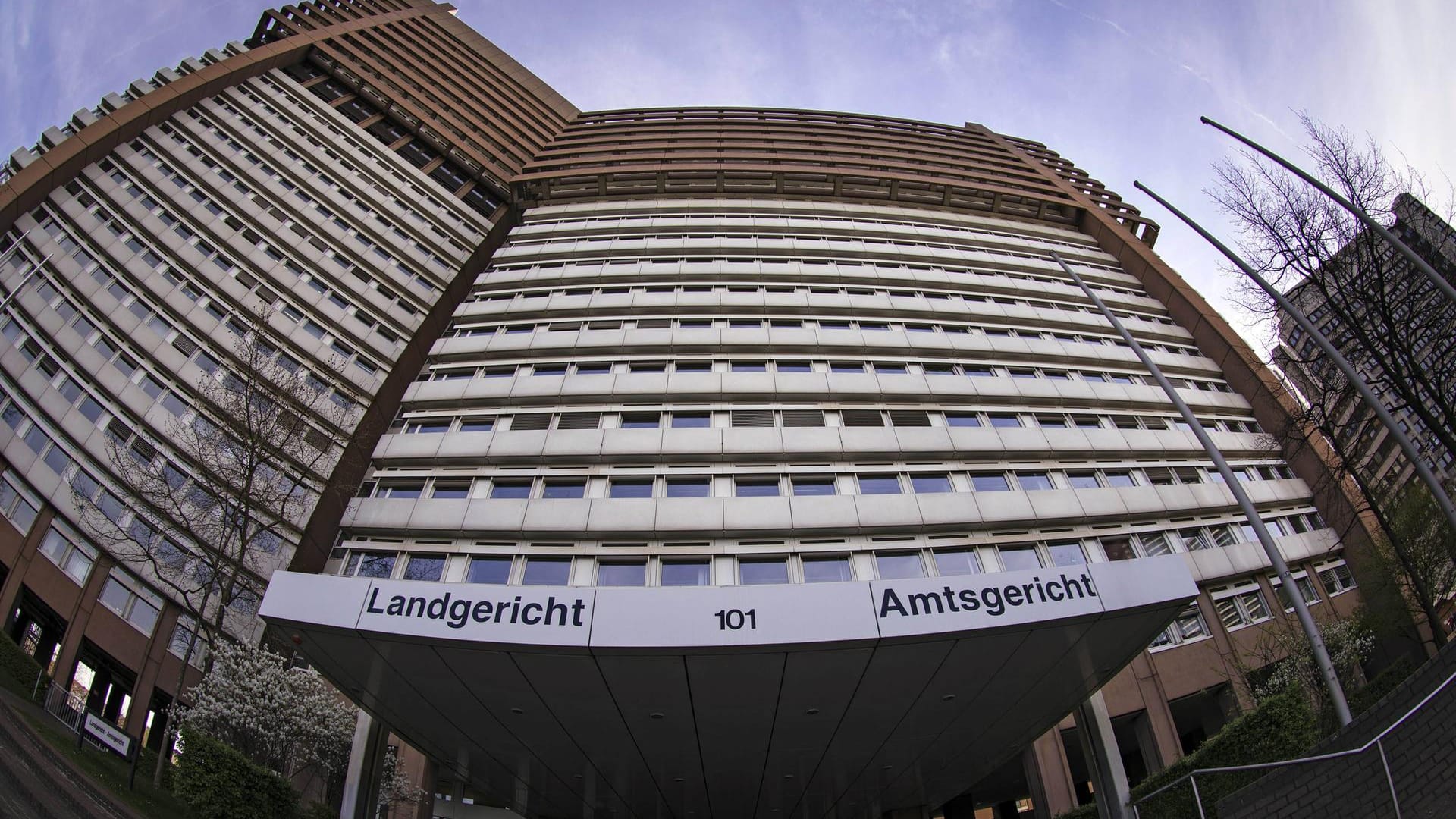 Das Landgericht Köln (Archivbild): Die Öffentlichkeit war beim Prozess um schweren Kindesmissbrauch teils ausgeschlossen.