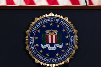 Das Emblem des FBI: US-Ermittler bezichtigen Russland des jüngsten Hackerangriffs.