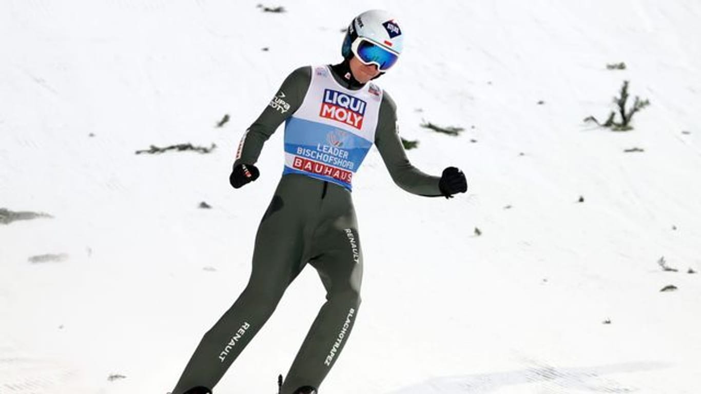 Steht vor seinem dritten Gesamtsieg bei der Vierschanzentournee: Kamil Stoch.