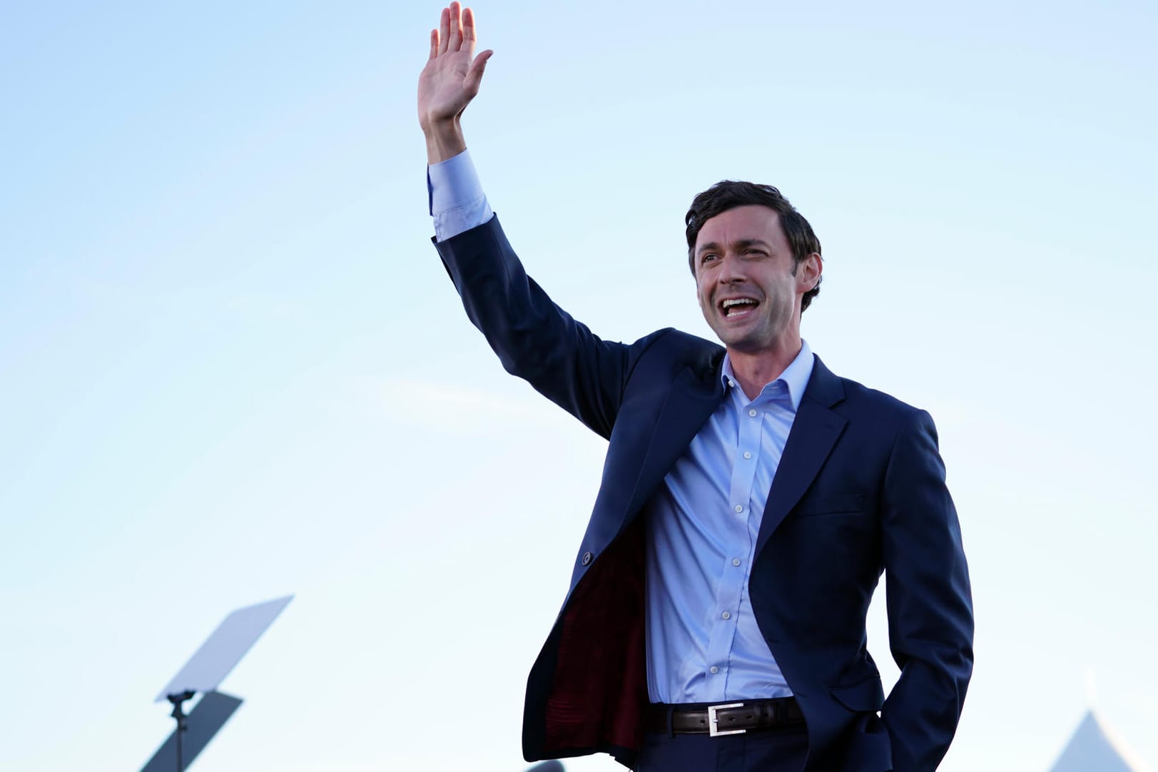 Jon Ossoff, demokratischer Kandidat in Georgia für den US-Senat: Die US-Demokraten haben Prognosen zufolge beide entscheidenden Stichwahlen in dem Bundesstaat gewonnen.