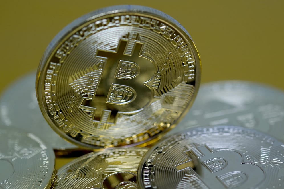 Schillernde Kryptowährung: Der Bitcoin befindet sich aktuell im Höhenflug — doch wie lange hält dieser an?