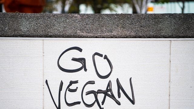 Die virale Aktion "Veganuary" wurde im Jahr 2014 ins Leben gerufen. Die virale Aktion "Veganuary" wurde im Jahr 2014 ins Leben gerufen.