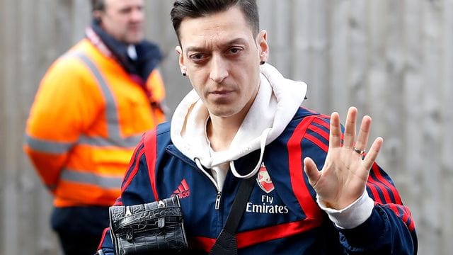 Soll vor einem Wechsel zu Fenerbahce Istanbul stehen: Mesut Özil vom FC Arsenal. Soll vor einem Wechsel zu Fenerbahce Istanbul stehen: Mesut Özil vom FC Arsenal.