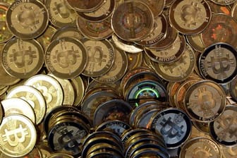 Nach Rekordwerten in der vergangenen Woche erleidet der Bitcoin einen Schwächeanfall.