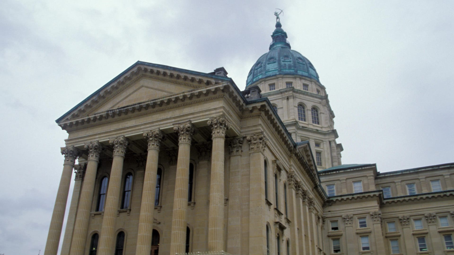 Das Kansas State Capitol: Demonstranten sind Berichten zufolge in das Gebäude gelangt.