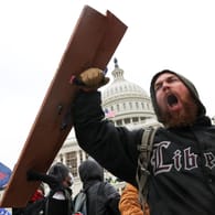 Radikale Trump-Anhänger stürmten das US-Parlament auf dem Kapitol in Washington.