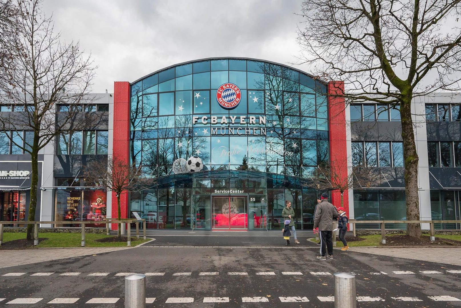 Säbener Straße in München: Der FC Bayern bekommt Besuch aus den USA.