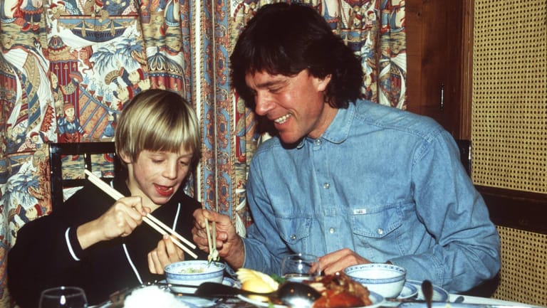 Ein Bild aus glücklichen Tagen: Jürgen Drews mit seinem damals zwölfjährigen Sohn Fabian.