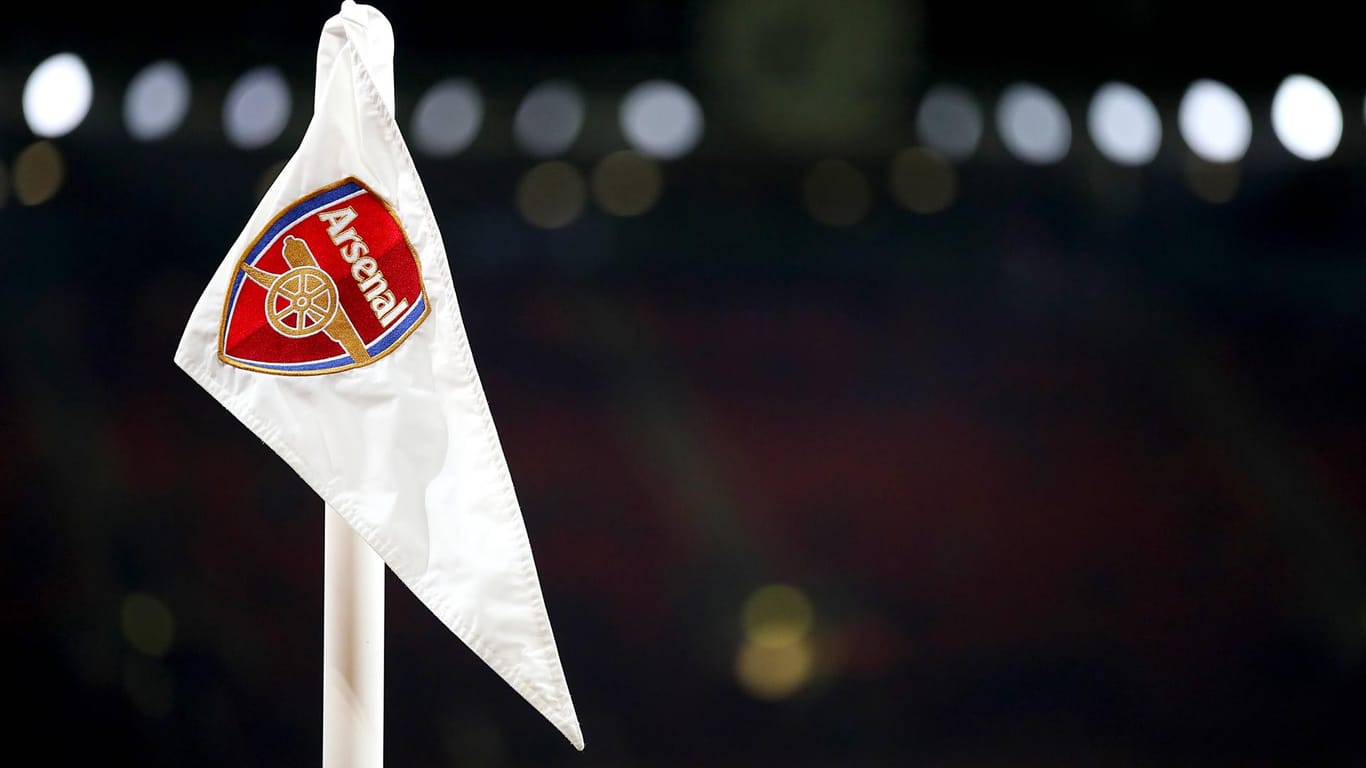 Eckfahne mit Arsenal-Logo: Die "Gunners" hat die Corona-Krise stark mitgenommen.