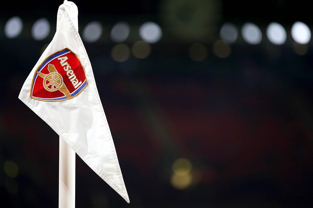 Eckfahne mit Arsenal-Logo: Die "Gunners" hat die Corona-Krise stark mitgenommen.