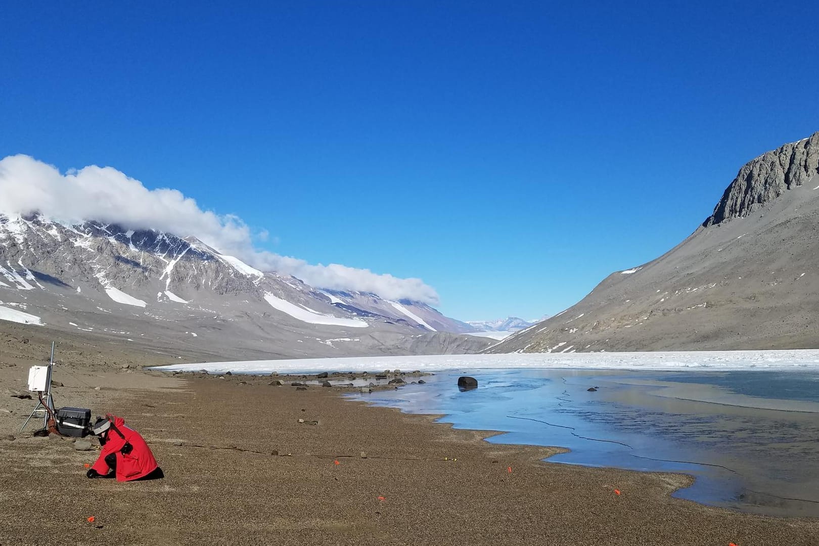 Antarktis: Der Rückgang des Eises an Land und auf Seen hat verheerende Konsequenzen.