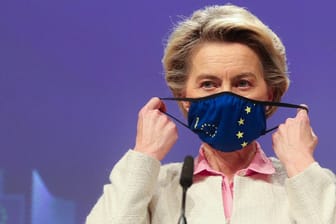 EU-Kommissionschefin Ursula von der Leyen: Der neue Vertrag folgt auf Klagen über Knappheit von Impfstoff in Deutschland und anderen EU-Staaten.