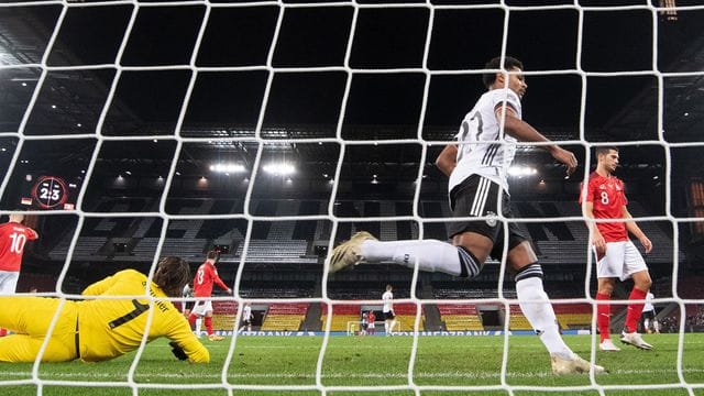 Treffsicher gegen die Schweiz: Serge Gnabry erzielte das Nationalmannschaftstor des Jahres. Treffsicher gegen die Schweiz: Serge Gnabry erzielte das Nationalmannschaftstor des Jahres.