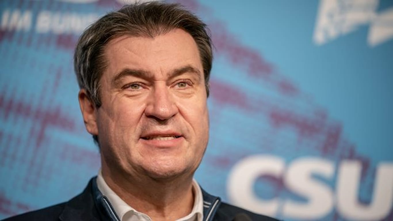 Markus Söder (CSU) spricht bei einer Pressekonferenz