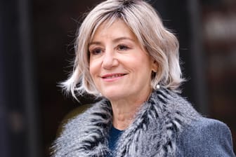 Ulrike Krumbiegel: Beim "Tatort: Der Tod der Anderen" spielt die in der DDR aufgewachsene Schauspielerin eine Hoteldirektorin mit Stasi-Vergangenheit.