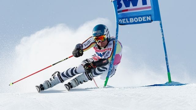 Beim Riesenslalom nur auf Rang 22: Alexander Schmid in Aktion. Beim Riesenslalom nur auf Rang 22: Alexander Schmid in Aktion.