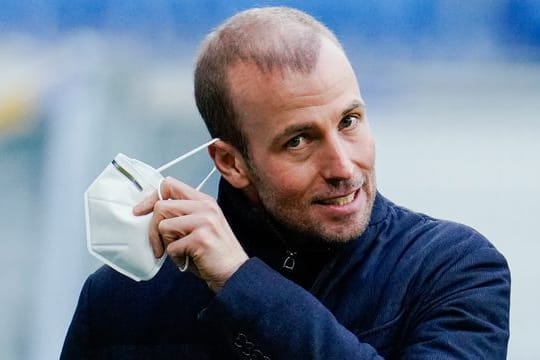 Nähert sich mit Hoffenheim den Abstiegsrängen: 1899-Coach Sebastian Hoeneß.
