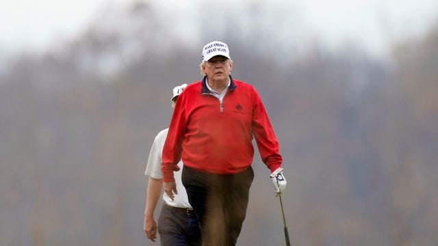Der scheidende US-Präsident Donald Trump ist passionierter Hobby-Golfer. Der scheidende US-Präsident Donald Trump ist passionierter Hobby-Golfer.