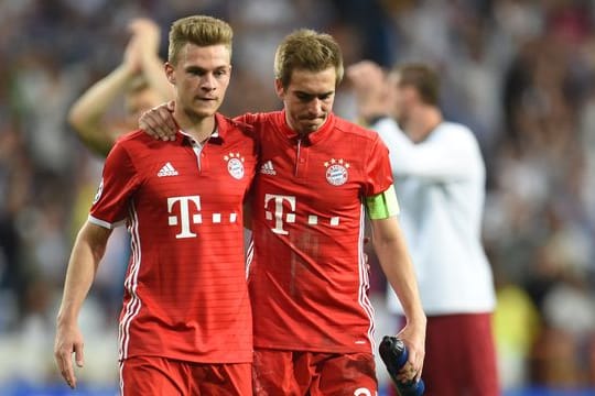Sieht Joshua Kimmich (l) auf dem Weg in die Weltklasse: Ex-Bayern-Kapitän Philipp Lahm.