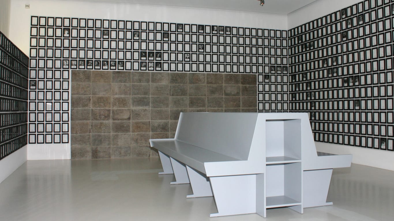 Ausstellungsraum der "Gedenkstätte für die Bonner Opfer des Nationalsozialismus" (Archivbild): Das Dokumentationszentrum liegt nun in Trägerschaft der Stadt.