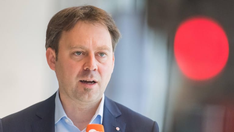 SPD-Obmann Jens Zimmermann: Der Sozialdemokrat sieht bislang keine Versäumnisse bei Finanzminister Scholz.