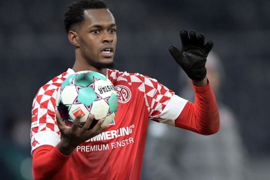 Der Mainzer Edimilson Fernandes war erneut positiv auf Coronavirus getestet worden.