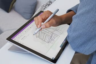 Microsoft will mit dem Surface Pro 7+ insbesondere Nutzerinnen und Nutzer im Bildungs- und Businessbereich erreichen.