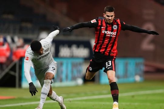 Zweitrunden-Nachholspiel: Bayer Leverkusen und Eintracht Frankfurt wissen, wie Pokal geht.