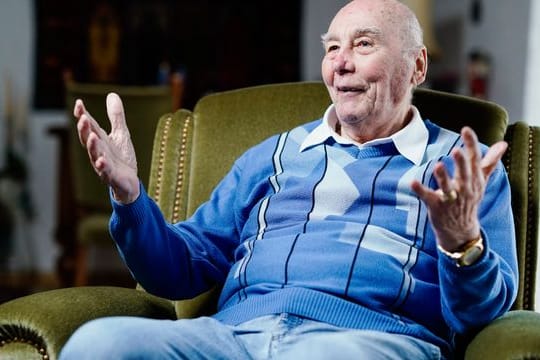 Holte 1954 den ersten Fußball-WM-Pokal für Deutschland: Horst Eckel.