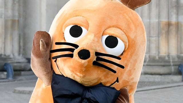 Generationen von Kindern sehen "Die Sendung mit der Maus". Generationen von Kindern sehen "Die Sendung mit der Maus".