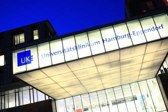 Universitätsklinikum Hamburg-Eppendorf: Am UKE wurde die Mutante nachgewiesen.