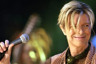 David Bowie bei einem Auftritt in der "Harald-Schmidt-Show": Der Musiker starb 2016.