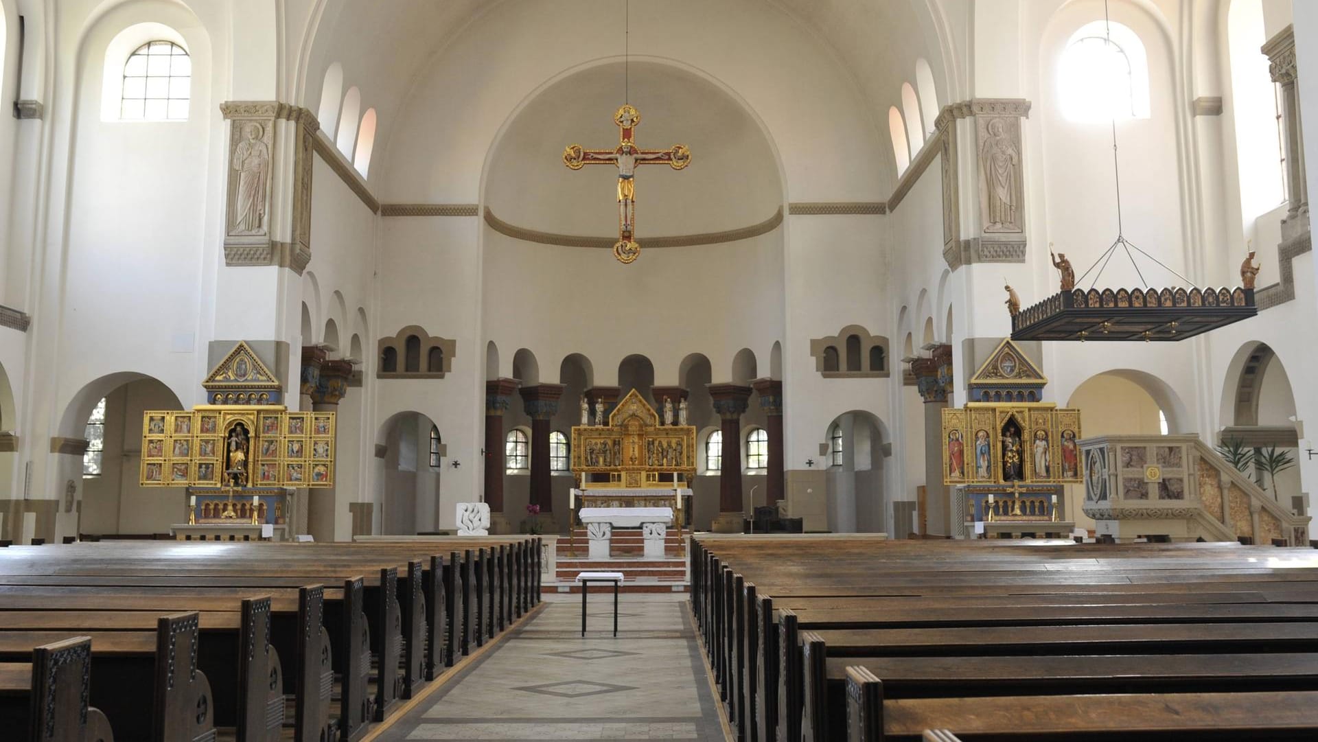 Die Katholische Kirche St. Marien Liebfrauen (Archivbild): Das Erzbistum Berlin ist entsetzlichen Vorwürfe ausgesetzt.