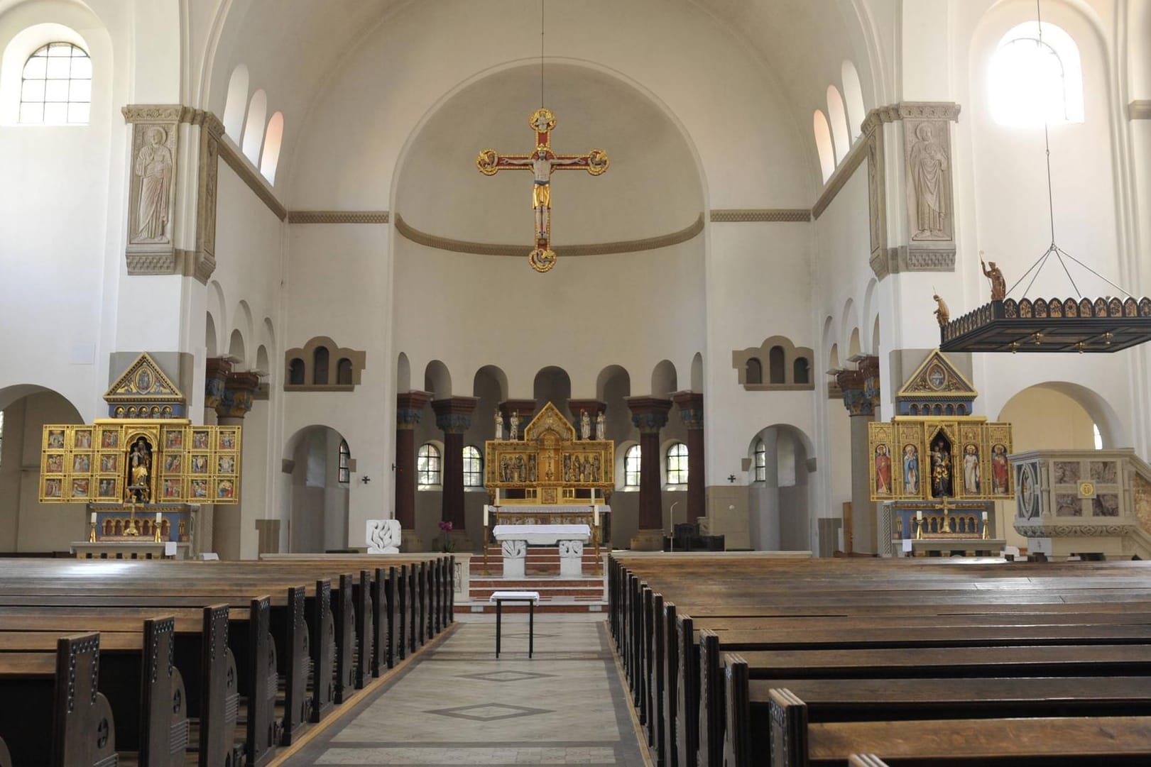 Die Katholische Kirche St. Marien Liebfrauen (Archivbild): Das Erzbistum Berlin ist entsetzlichen Vorwürfe ausgesetzt.