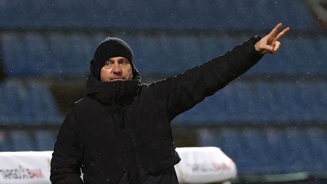 Bayern-Trainer Hansi Flick hofft auf einen Heimsieg gegen den SC Freiburg.