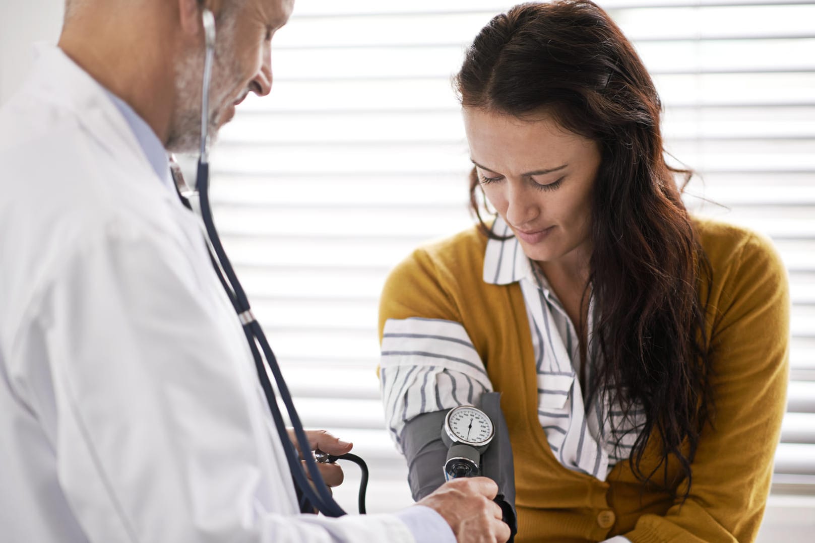 Bluthochdruck: Häufig versuchen Patienten, Bluthochdruck mit einer Änderung des Lebensstils in den Griff zu bekommen. (Symbolbild)