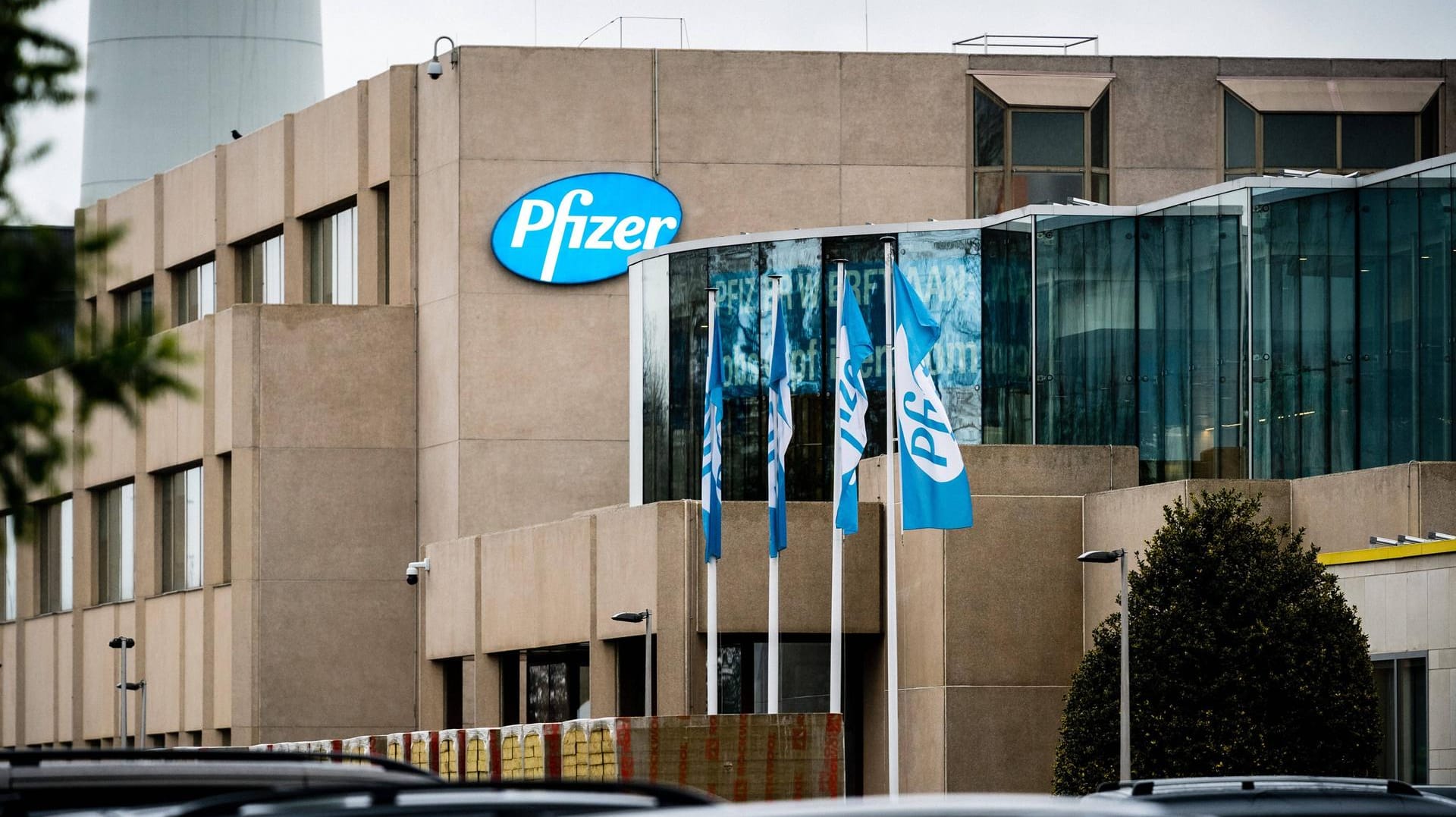 Pfizer im belgischen Puurs: Hier soll die Produktionskapazität ausgebaut werden – dafür ist ein Umbau der Anlage notwendig (Archivbild). Pfizer im belgischen Puurs: Hier soll die Produktionskapazität ausgebaut werden – dafür ist ein Umbau der Anlage notwendig (Archivbild).