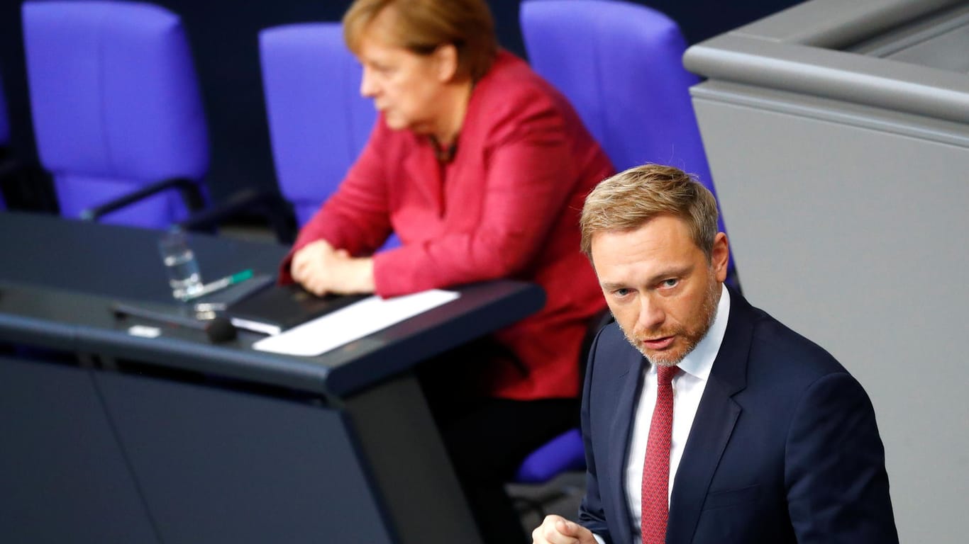 FDP-Chef Lindner: Er fordert eine Sondersitzung im Bundestag vor dem Corona-Gipfel.