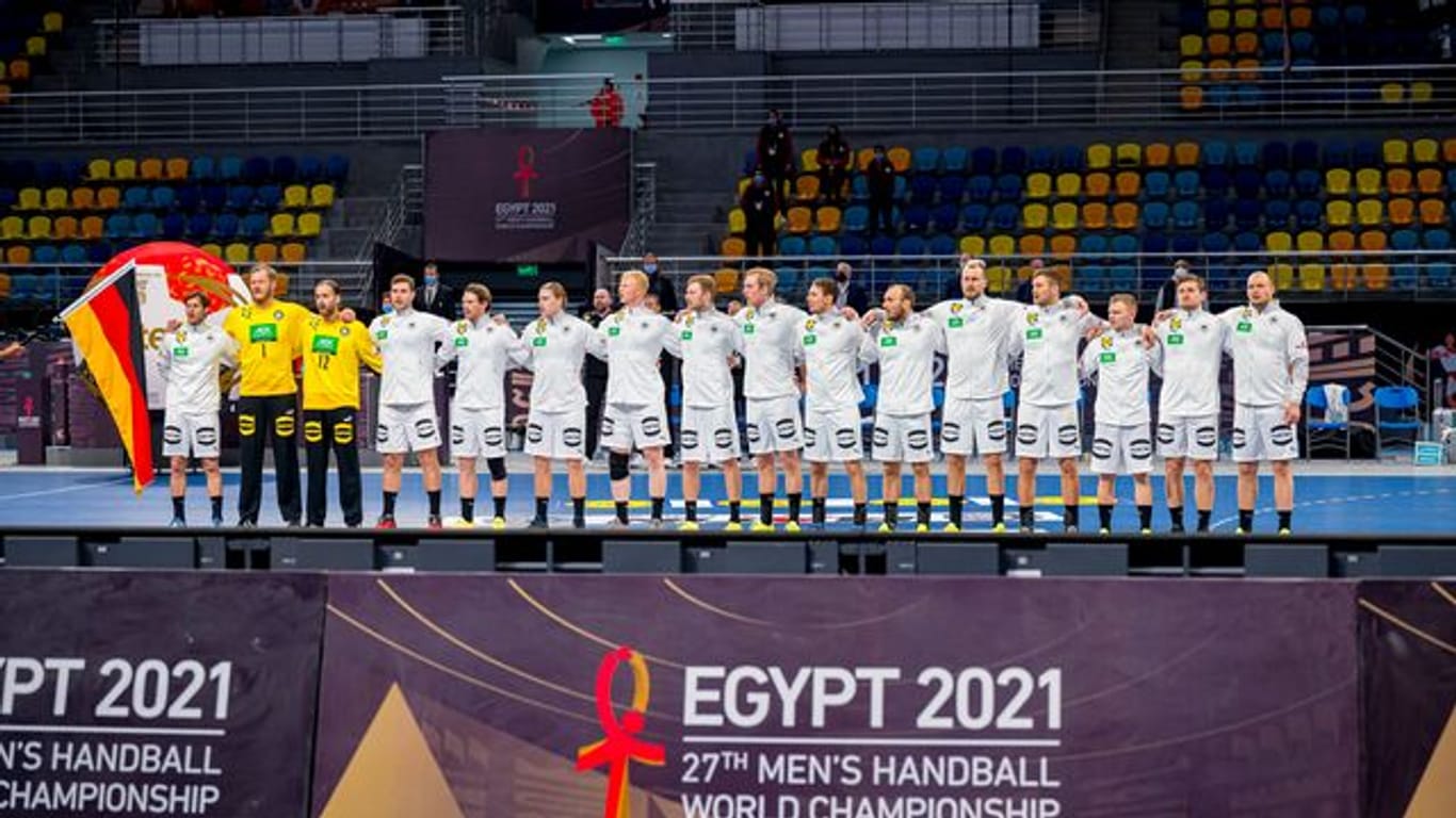 Deutschlands Handballer haben die Absage des WM-Vorrundenspiels gegen Kap Verde einmütig begrüßt.