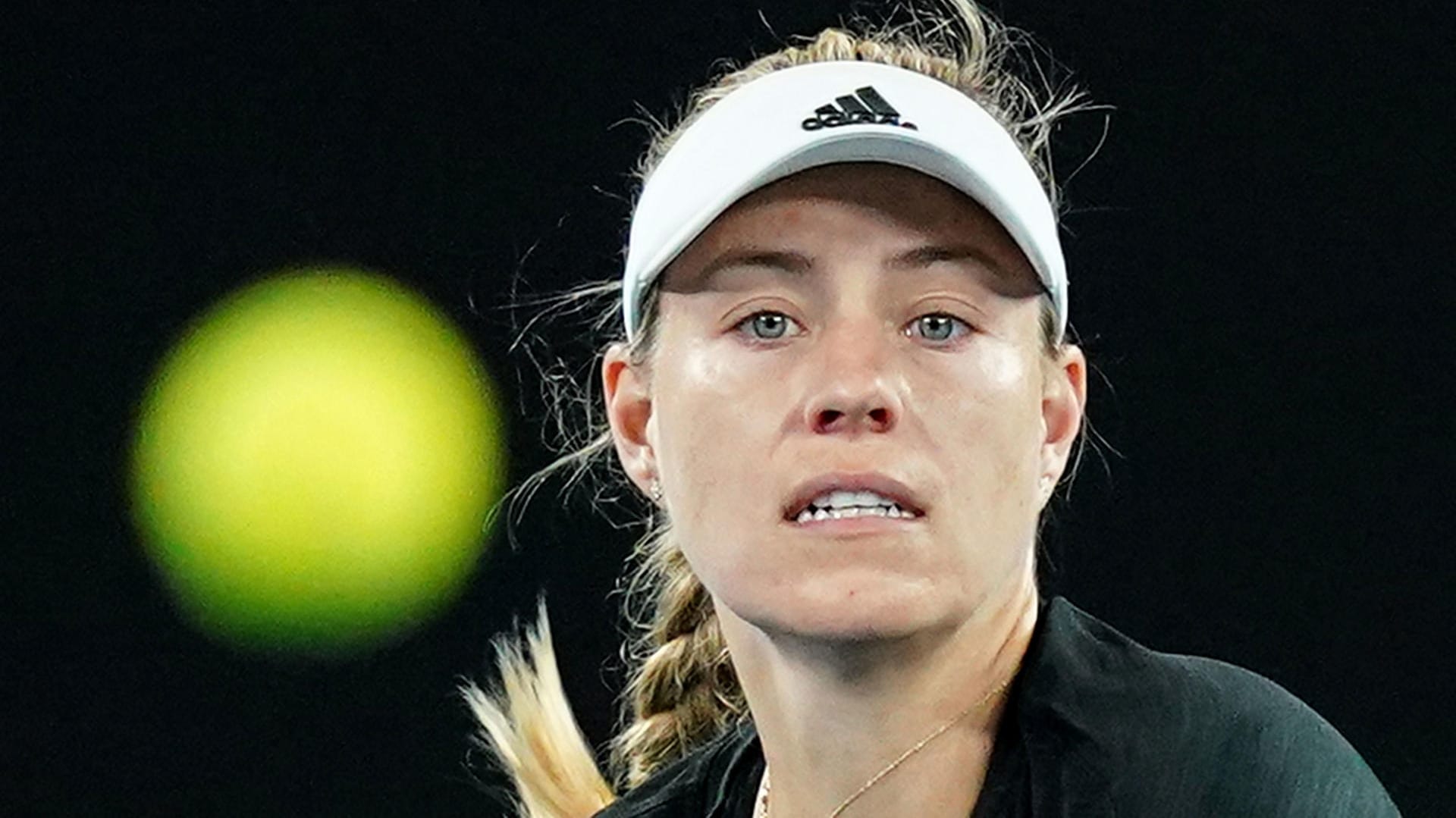 Angelique Kerber: Das deutsche Tennis-Ass muss in ihrem Hotel-Zimmer bleiben.