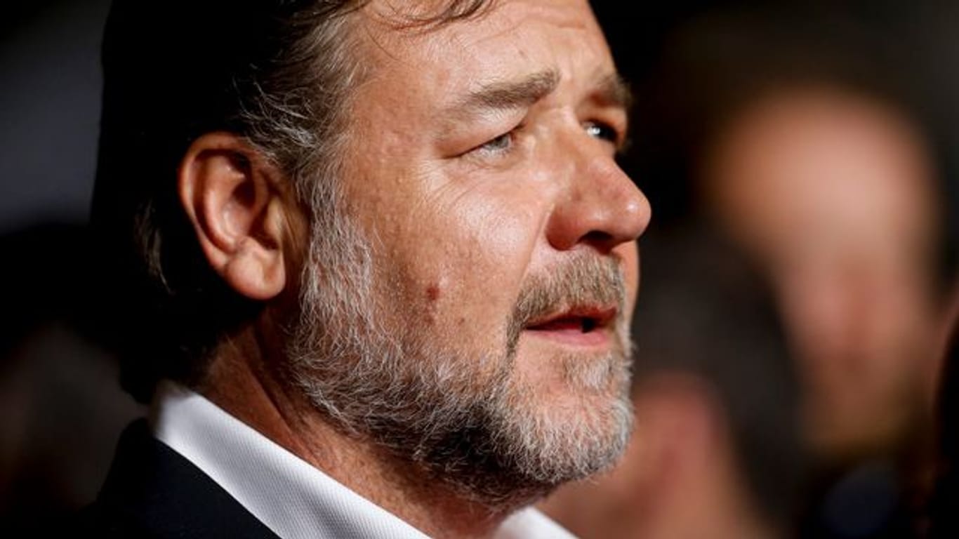 Russell Crowe verteidigt seinen Film "Master & Commander - Bis ans Ende der Welt".